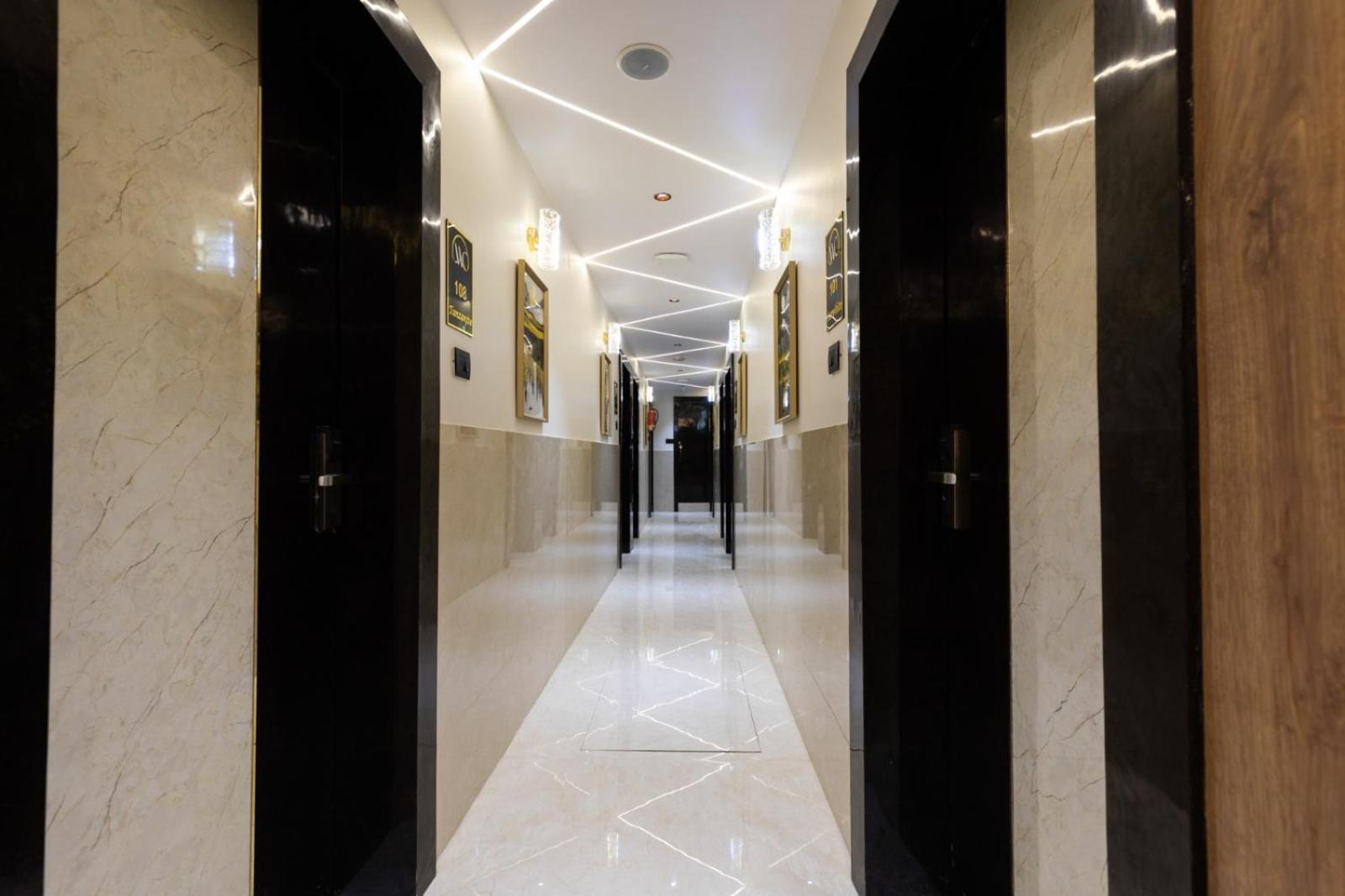 Hotel Windsor Castle Mumbai Exterior photo