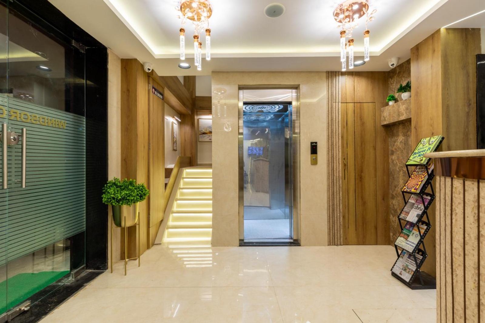 Hotel Windsor Castle Mumbai Exterior photo