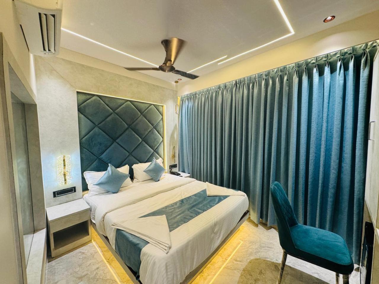Hotel Windsor Castle Mumbai Exterior photo
