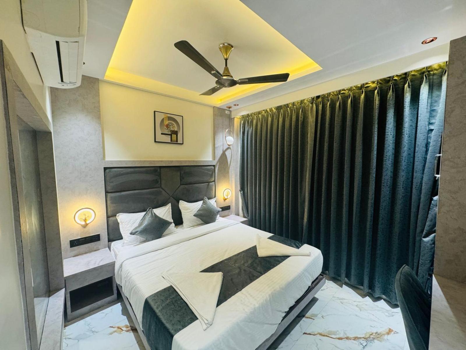 Hotel Windsor Castle Mumbai Exterior photo