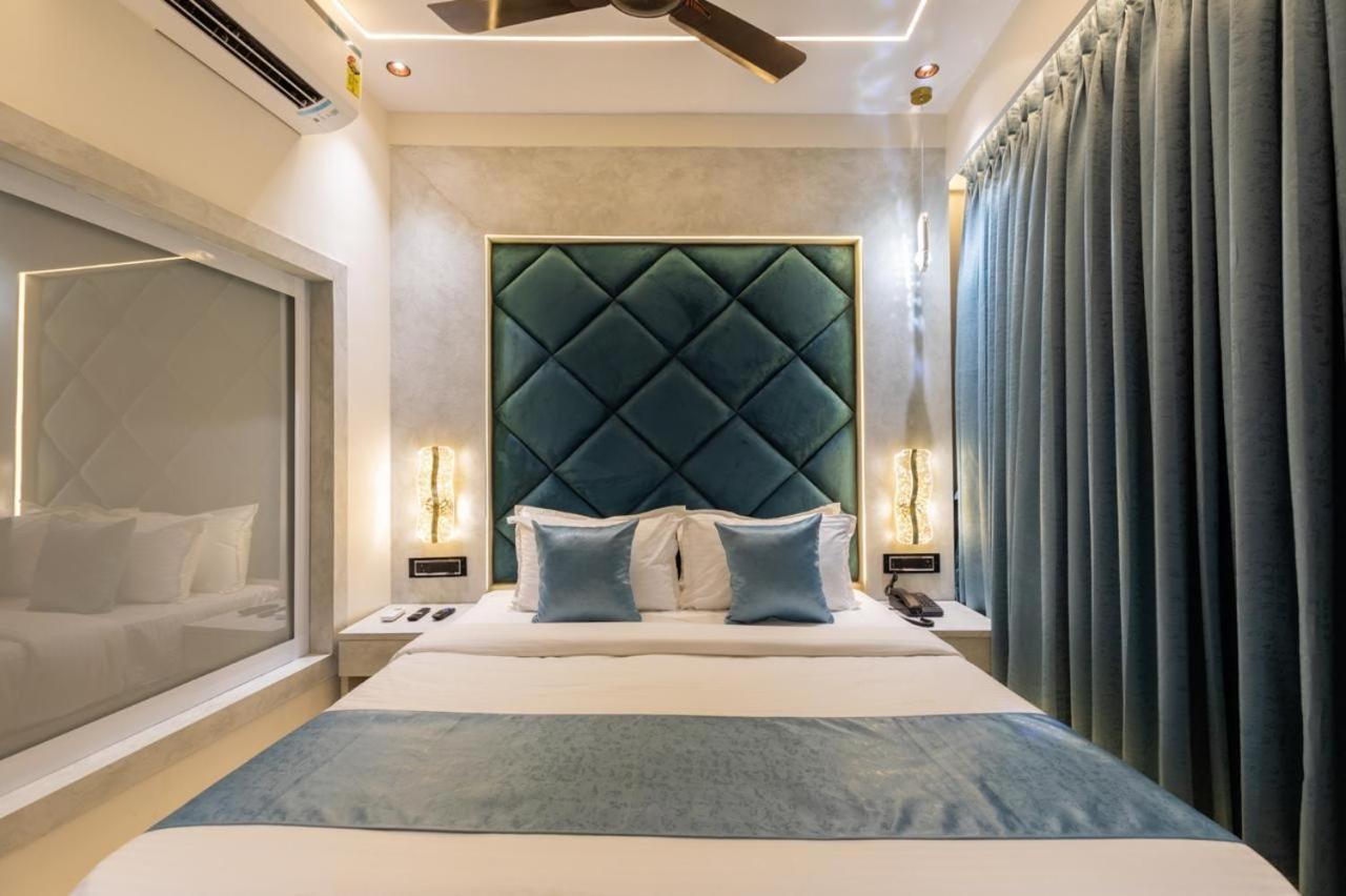 Hotel Windsor Castle Mumbai Exterior photo